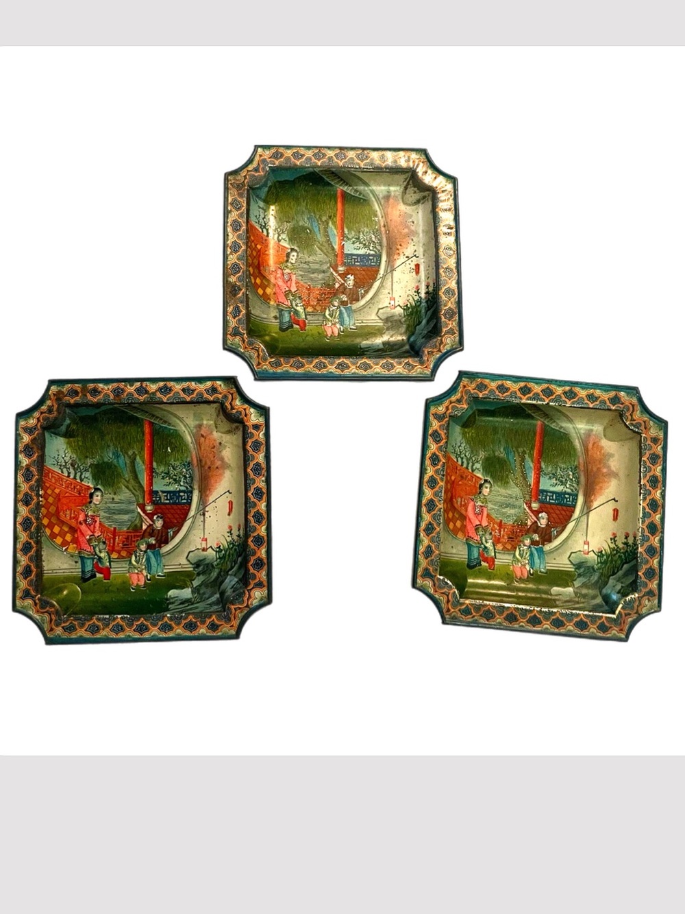 Mid-Century Chinoiserie Tin Lithograph Tip Trays / Coasters - 3pc Set - Picture 8 of 8
